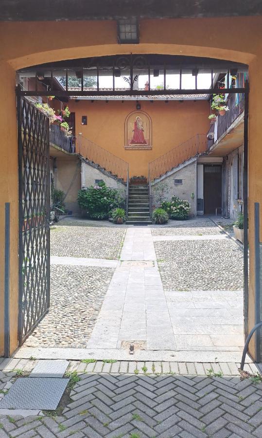 Gabbinoholidayhome Appartamento In Suggestiva Corte Como Exterior foto