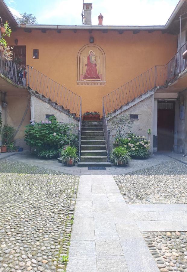 Gabbinoholidayhome Appartamento In Suggestiva Corte Como Exterior foto
